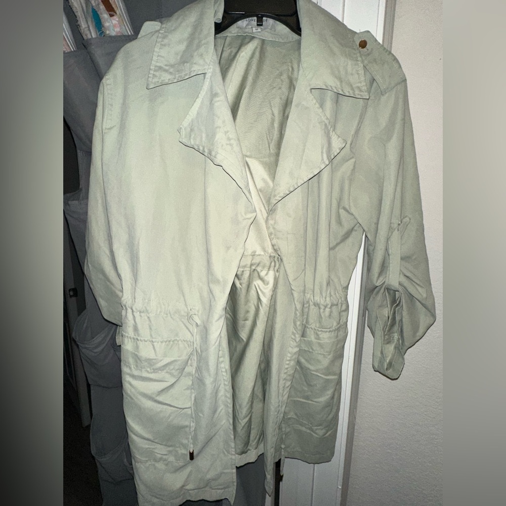 green jacket - Picture 2 of 2